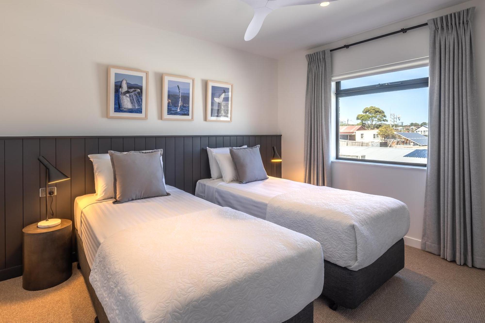 Bermagui Beach Hotel Room photo